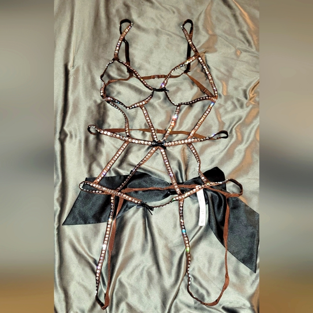 VS Naked Rhinestone Bow Back Lingerie sz XL